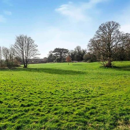 Quiet & Secluded St Albans House Villa Exteriör bild